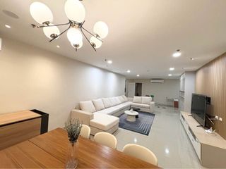 Wohnung zur Miete mit 3 Zimmer in Watthana, Bangkok