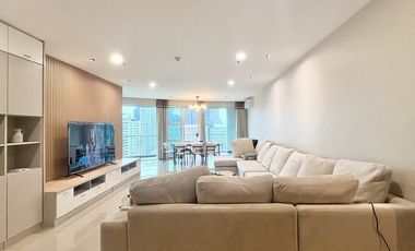 For rent 3 bedrooms condo in Watthana, Bangkok