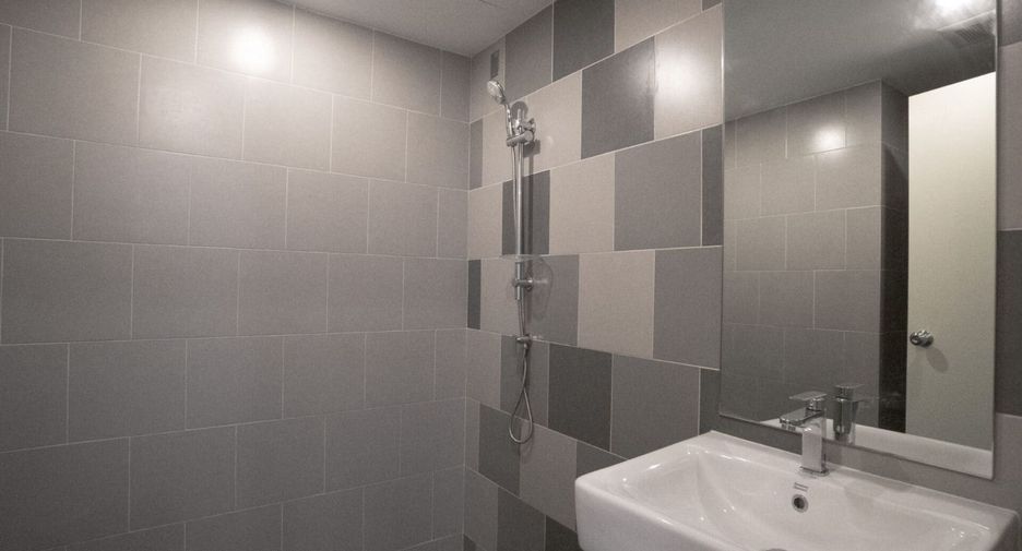 For rent 2 bedrooms condo in Phasi Charoen, Bangkok