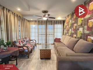 Haus zum Kauf mit 4 Zimmer in Saphan Sung, Bangkok