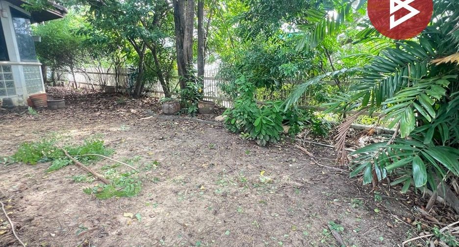 出售 4 卧室 独立屋 在 Saphan Sung, 曼谷
