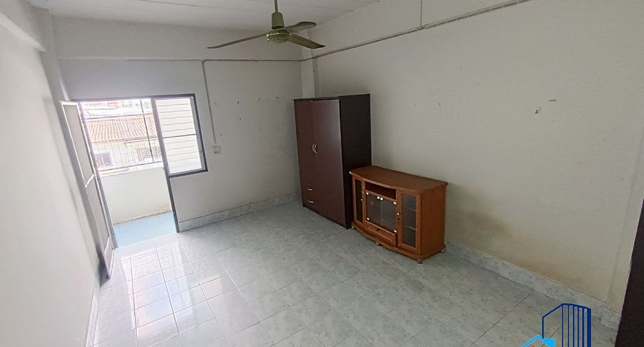 For sale 75 bedrooms apartment in Thanyaburi, Pathum Thani