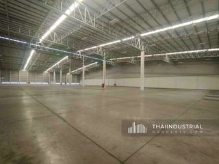出租 仓库 在 Si Racha, Chon Buri