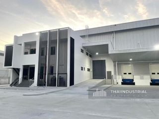 À louer entrepôt à Si Racha, Chonburi