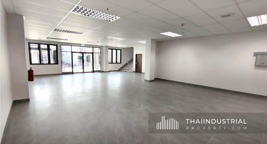 For rent warehouse in Si Racha, Chonburi