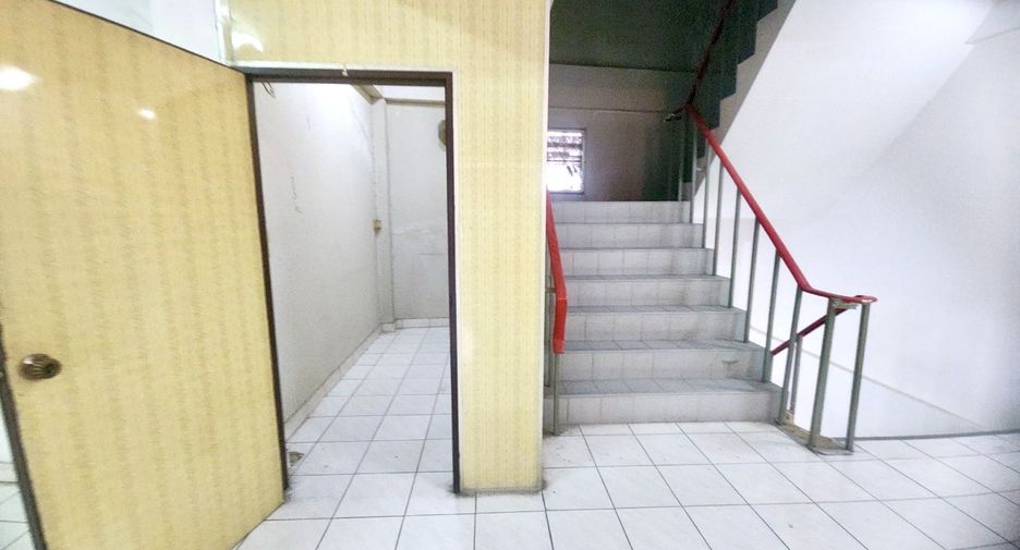 Продажа 2 спальни торговое помещение в Bang Pa-in, Phra Nakhon Si Ayutthaya