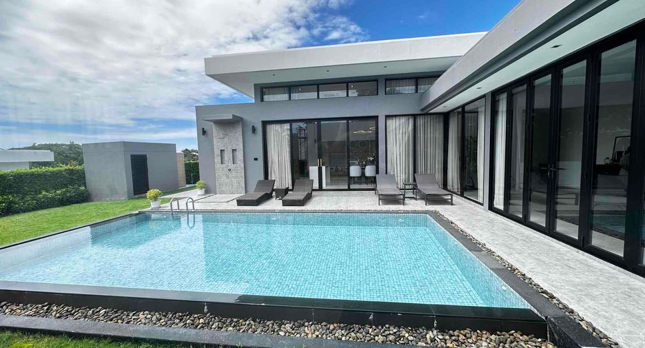 Villa en venta de 3 habitaciones en Bang Lamung, Chonburi