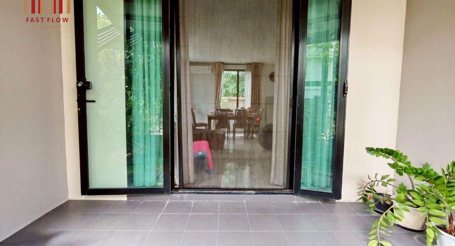Haus zum Kauf mit 3 Zimmer in Khlong Sam Wa, Bangkok