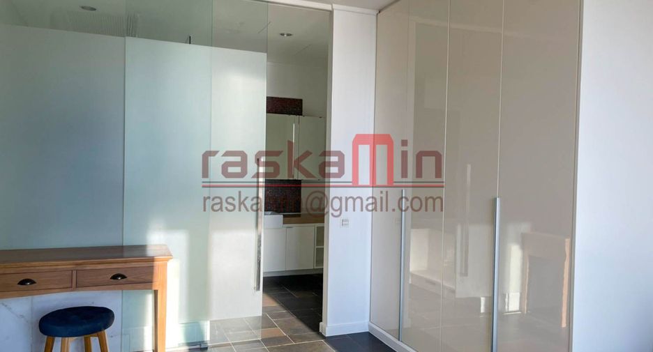 For rent 2 bedrooms condo in Bang Lamung, Chonburi