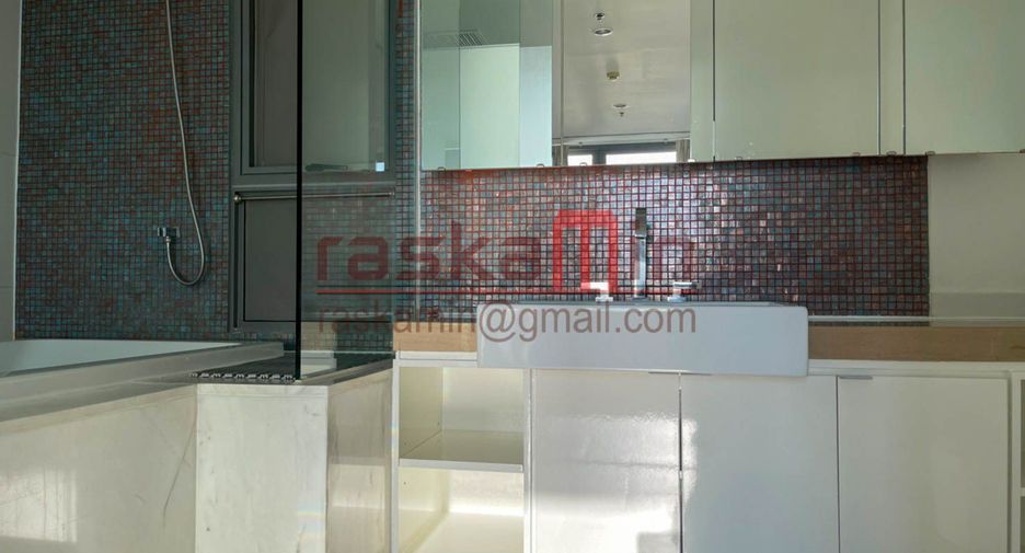 For rent 2 bedrooms condo in Bang Lamung, Chonburi