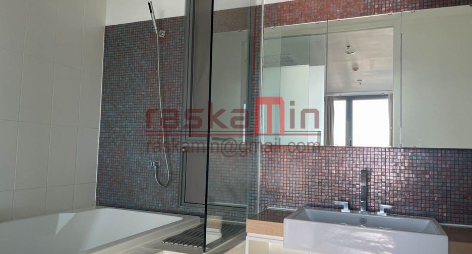 For rent 2 bedrooms condo in Bang Lamung, Chonburi