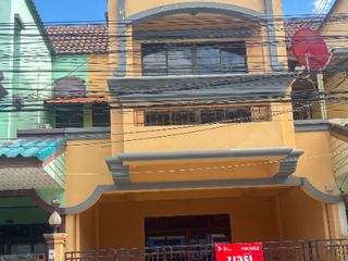 For sale 3 bedrooms townhouse in Lat Krabang, Bangkok