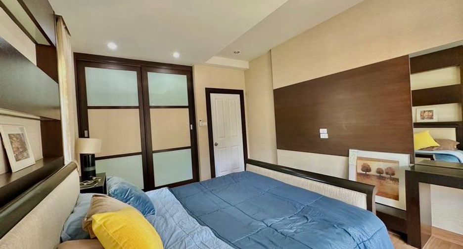 For rent 3 bedrooms house in Si Racha, Chonburi