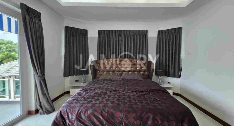 For rent 5 bedrooms house in East Pattaya, Pattaya