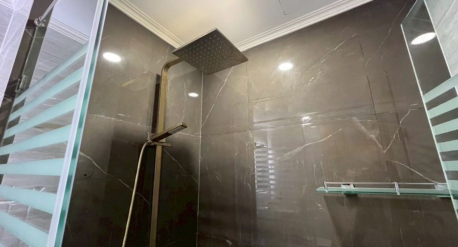À vendre 1 chambre condo à Bang Lamung, Chonburi