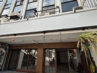 出租 5 卧室 联排别墅 在 Phaya Thai, 曼谷