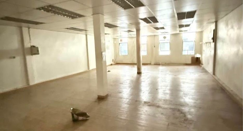 For rent 5 bedrooms townhouse in Phaya Thai, Bangkok