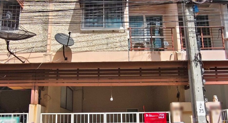For sale 2 ベッドルーム townhouse in Bang Kruai, Nonthaburi