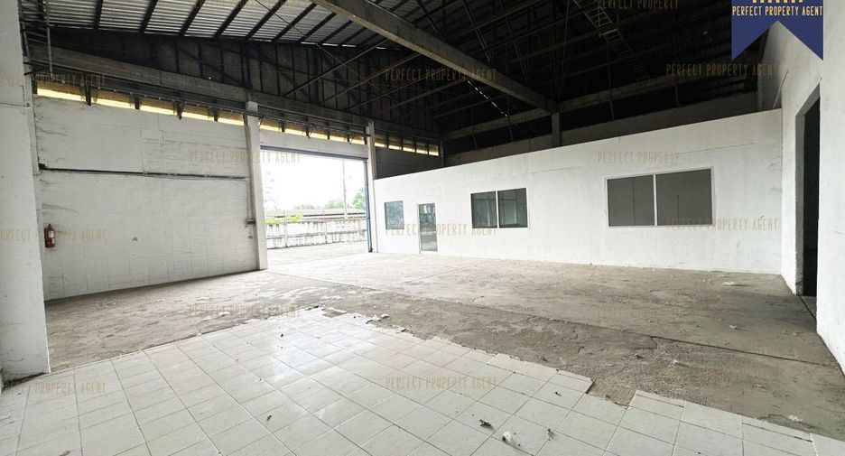 For sale warehouse in Ban Bueng, Chonburi