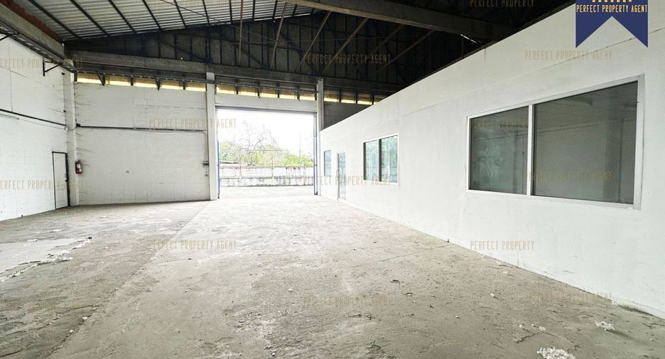 For sale warehouse in Ban Bueng, Chonburi
