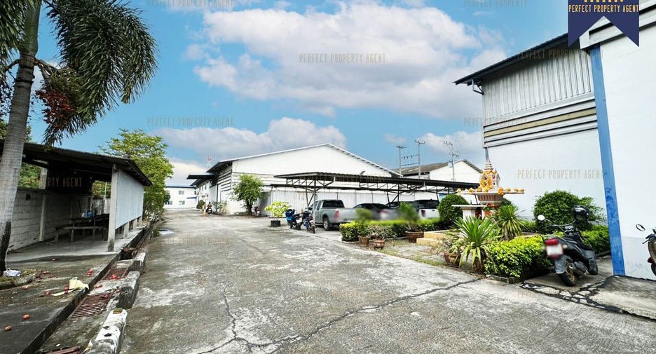 For sale warehouse in Ban Bueng, Chonburi