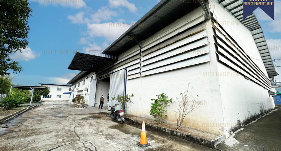 For sale warehouse in Ban Bueng, Chonburi