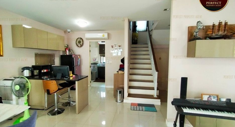 For sale 3 bedrooms house in Khlong Sam Wa, Bangkok