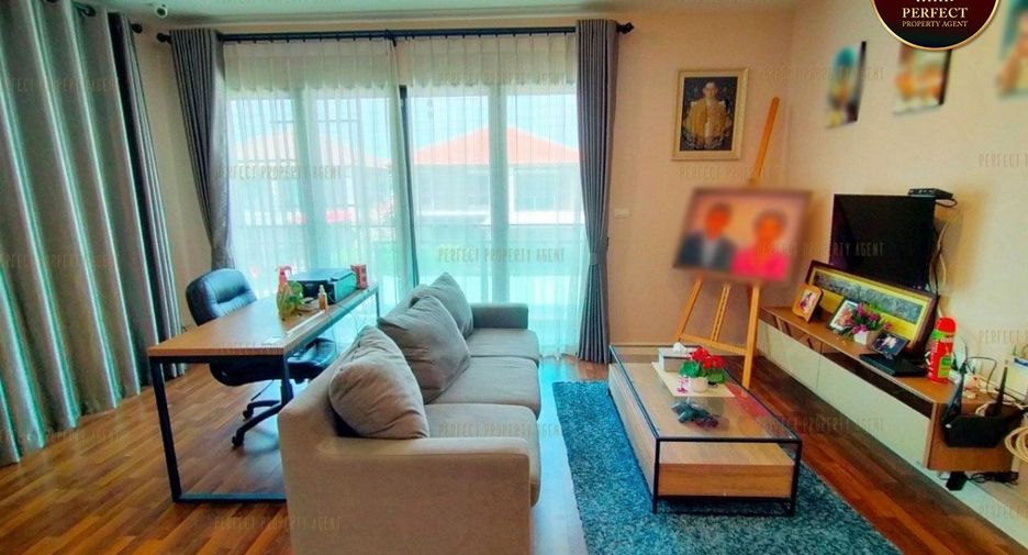 For sale 3 bedrooms house in Khlong Sam Wa, Bangkok