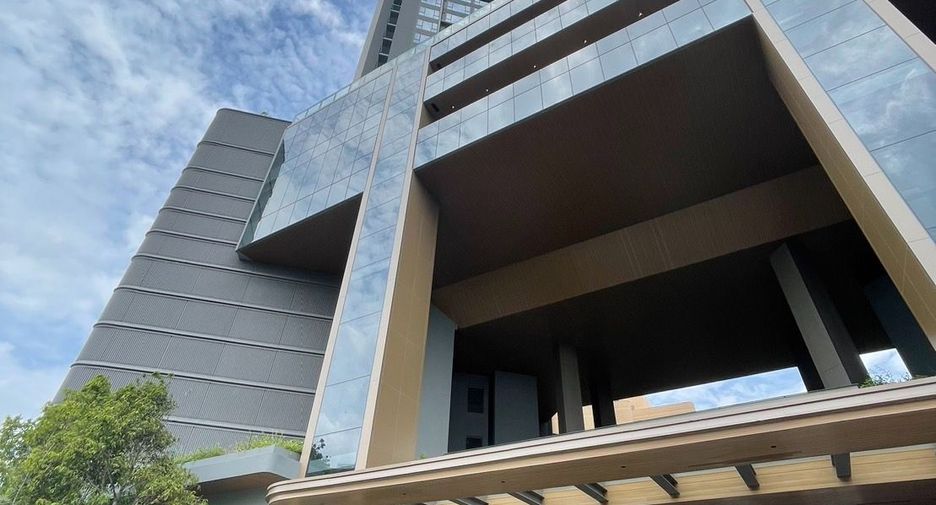 For rent 2 bedrooms condo in Bang Phli, Samut Prakan