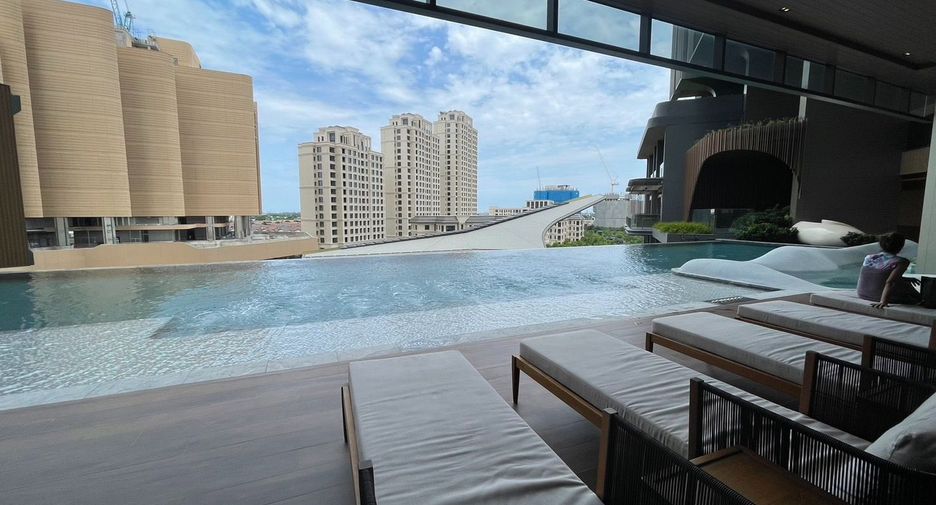 For rent 2 bedrooms condo in Bang Phli, Samut Prakan