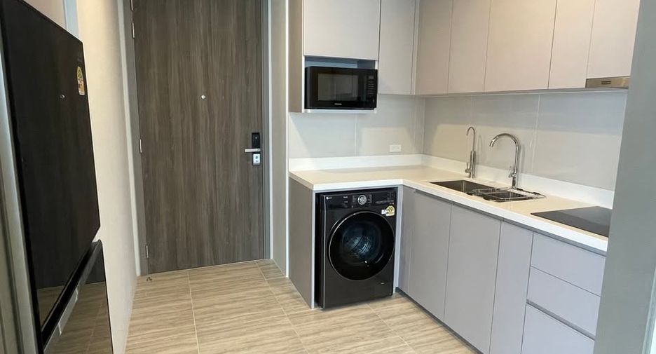 For rent 2 bedrooms condo in Bang Phli, Samut Prakan