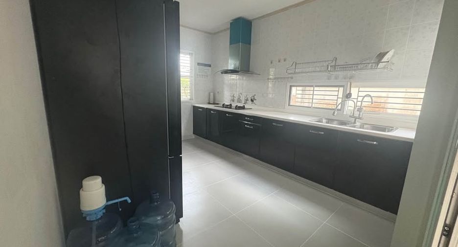 For rent 3 bedrooms house in Mueang Phuket, Phuket