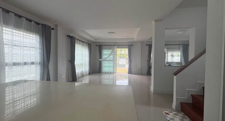 For rent 3 bedrooms house in Mueang Phuket, Phuket