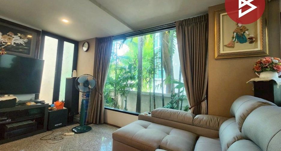 For sale 3 bedrooms house in Sai Mai, Bangkok