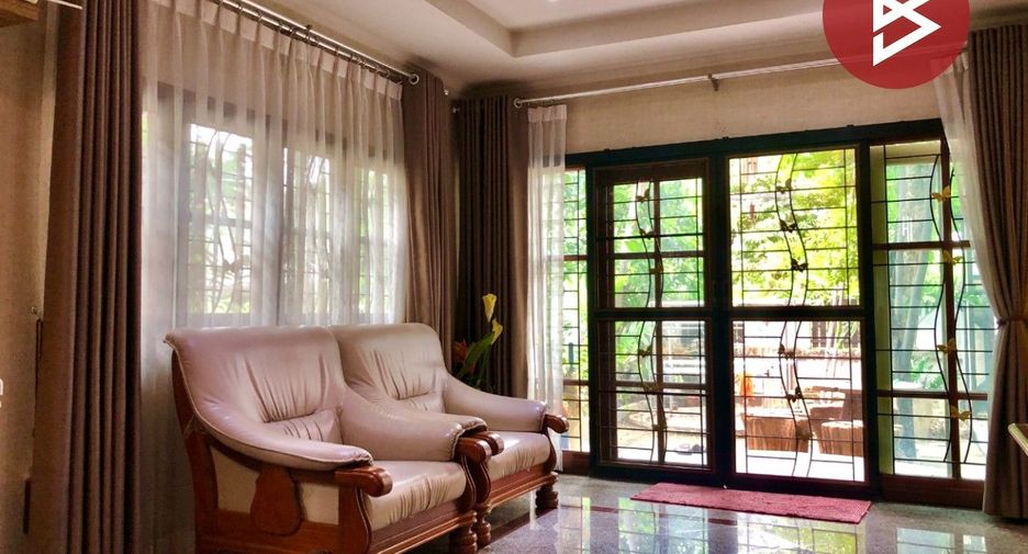 For sale 3 bedrooms house in Sai Mai, Bangkok