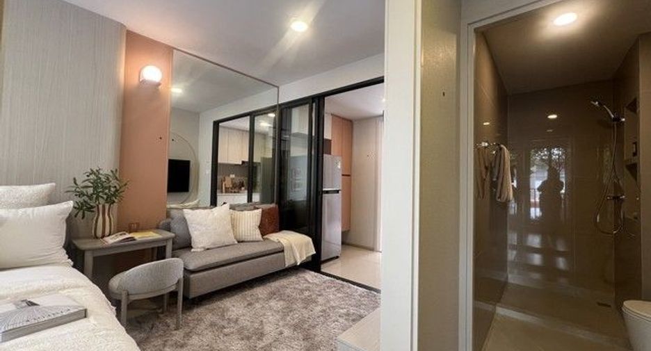 For sale 1 bed condo in Wang Thonglang, Bangkok