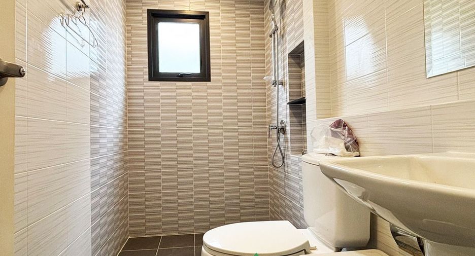 For sale 4 bedrooms house in Bang Bua Thong, Nonthaburi