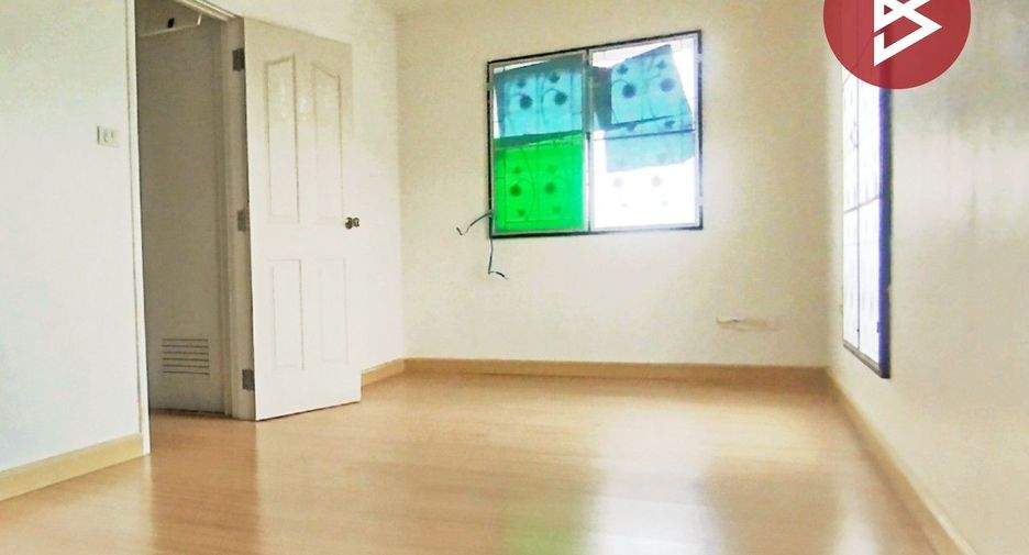 For sale 3 bedrooms townhouse in Bang Phli, Samut Prakan
