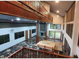 出售 7 卧室 独立屋 在 Ban Rai, Uthai Thani