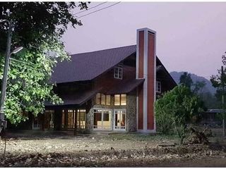 出售 7 卧室 独立屋 在 Ban Rai, Uthai Thani