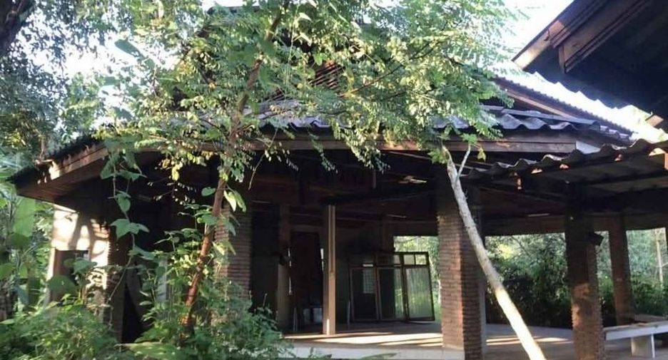 For sale 7 bedrooms house in Ban Rai, Uthai Thani