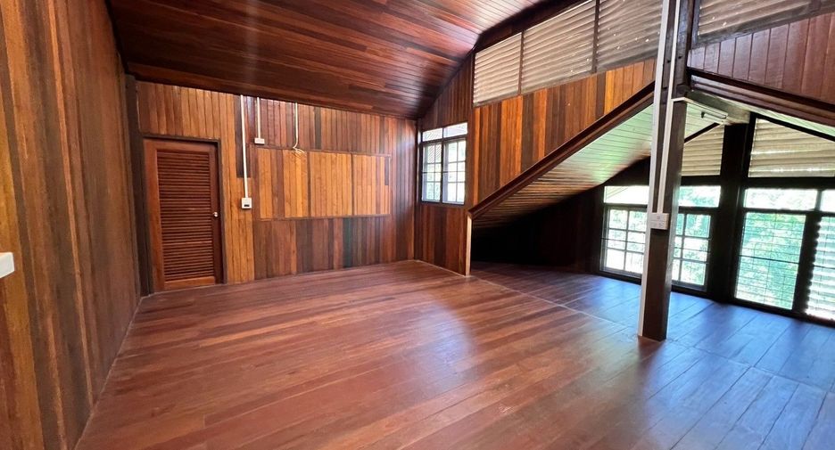 For sale 7 bedrooms house in Ban Rai, Uthai Thani