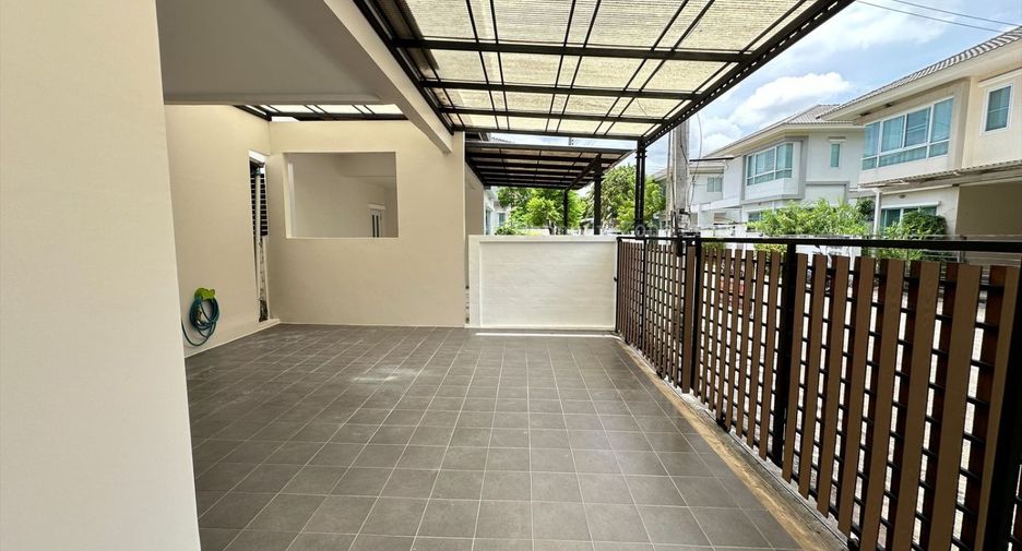 For rent and for sale 3 bedrooms house in Si Racha, Chonburi
