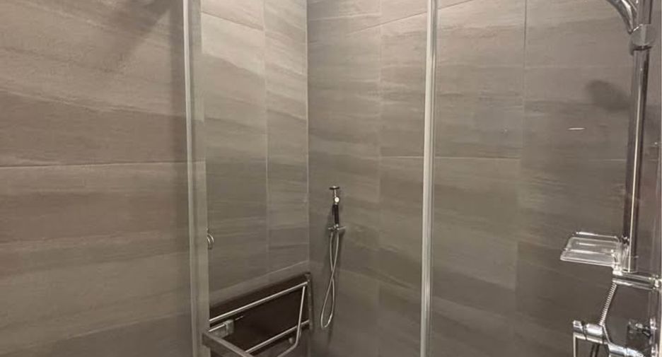 For rent 2 bedrooms condo in Bang Phli, Samut Prakan
