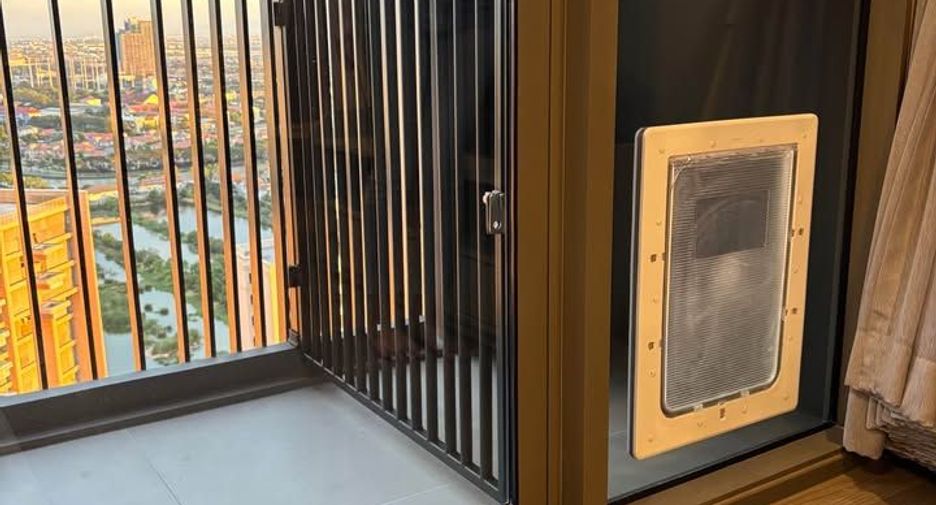 For rent 2 bedrooms condo in Bang Phli, Samut Prakan