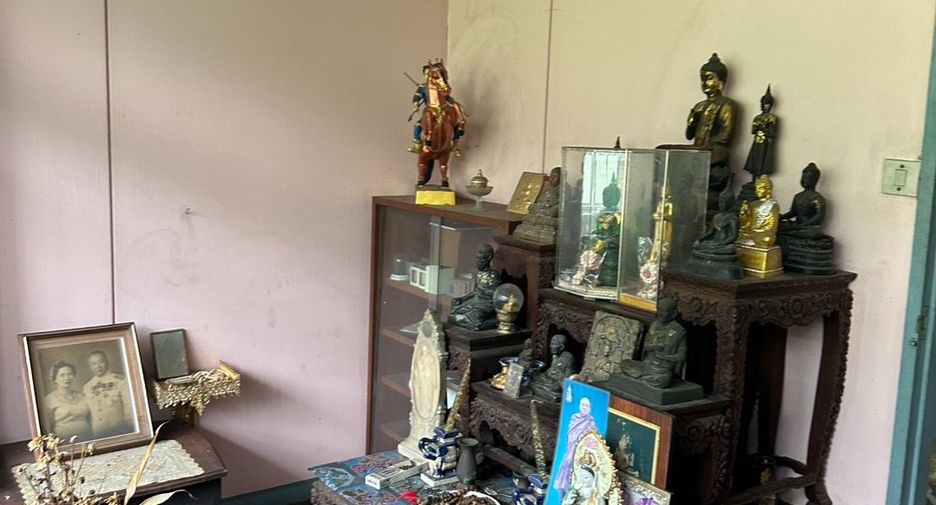 For sale 3 bedrooms house in Mueang Nonthaburi, Nonthaburi