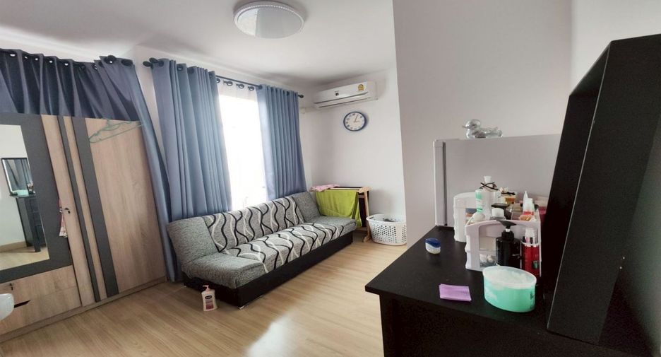 For sale 4 bedrooms townhouse in Bang Khun Thian, Bangkok