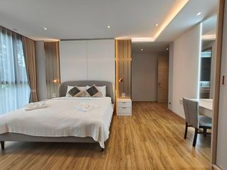 For rent 3 bedrooms condo in Mueang Samut Prakan, Samut Prakan