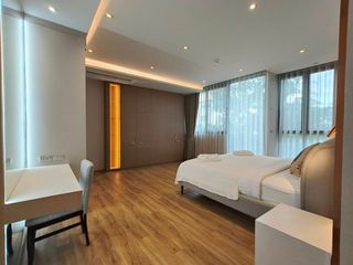For rent 3 bedrooms condo in Mueang Samut Prakan, Samut Prakan