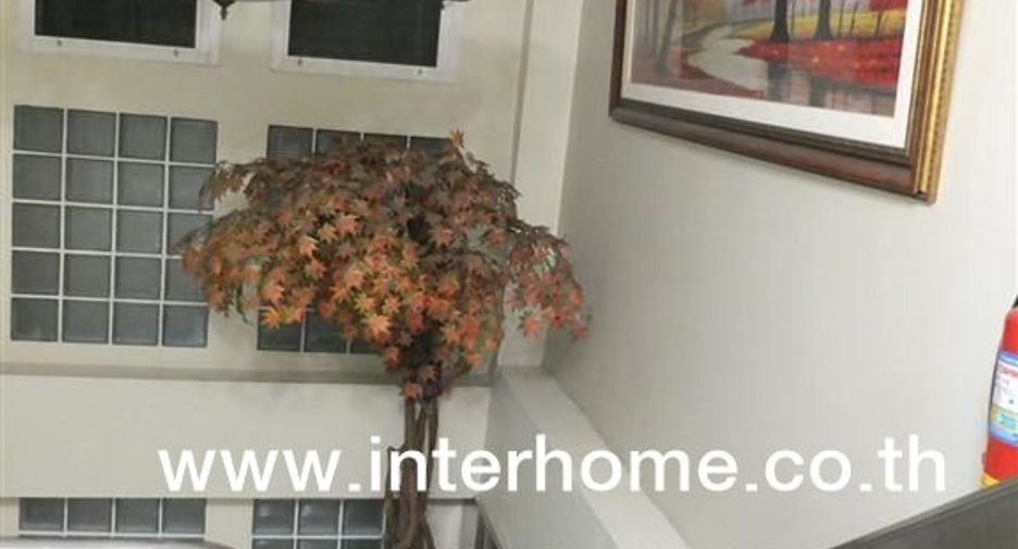 Продажа 24 спальни апартаменты в Mueang Pathum Thani, Патумтани